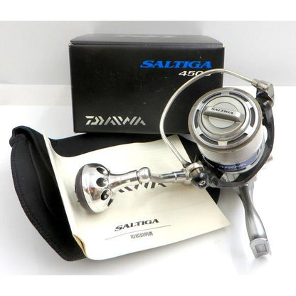 中古（やや傷や汚れあり） ダイワ 10ソルティガ 4500 スピニングリール リール 釣具 釣り DAIWA 00059505 TA0077 ◇