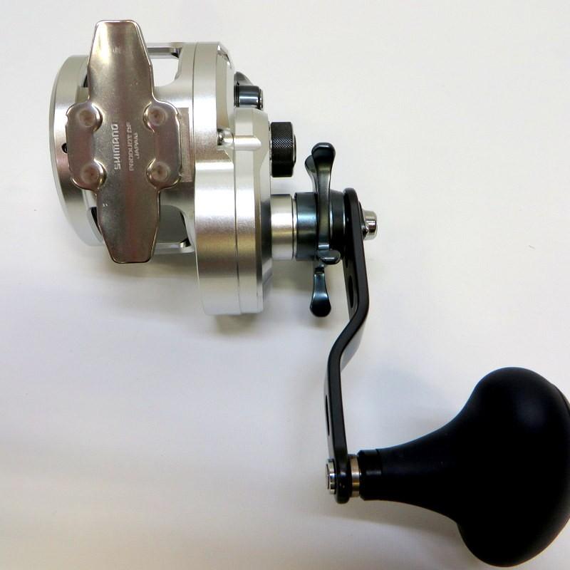 中古（やや傷や汚れあり） シマノ SHIMANO 11 オシアジガー 2000NR-PG RH70 02763 ジギング用 ベイトリール ◇TA0091