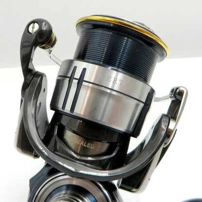 中古（目立った傷や汚れなし） ダイワ 19セルテート LT2500S DAIWA スピニングリール リール 釣具 釣り 00060045 TA0072 ◇