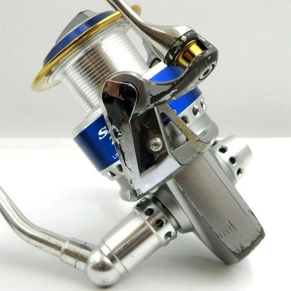 中古（やや傷や汚れあり） ダイワ ソルティガZ 4500 DAIWA スピニングリール リール 釣り 釣具 00058931 TA0085 ◇