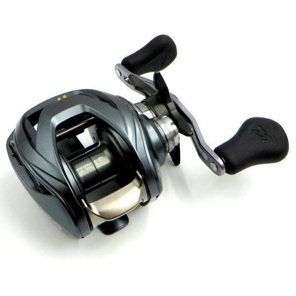 中古（目立った傷や汚れなし） ダイワ スティーズ A TW 1016SH 右巻き DAIWA ベイトリール リール 釣具 釣り 美品 TA0058 ◇